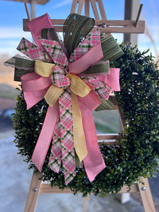 🌿 Round Boxwood Greenery Wreath Base- bows not included
UV-Resistant • High Quality • Interchangeable Bow Design