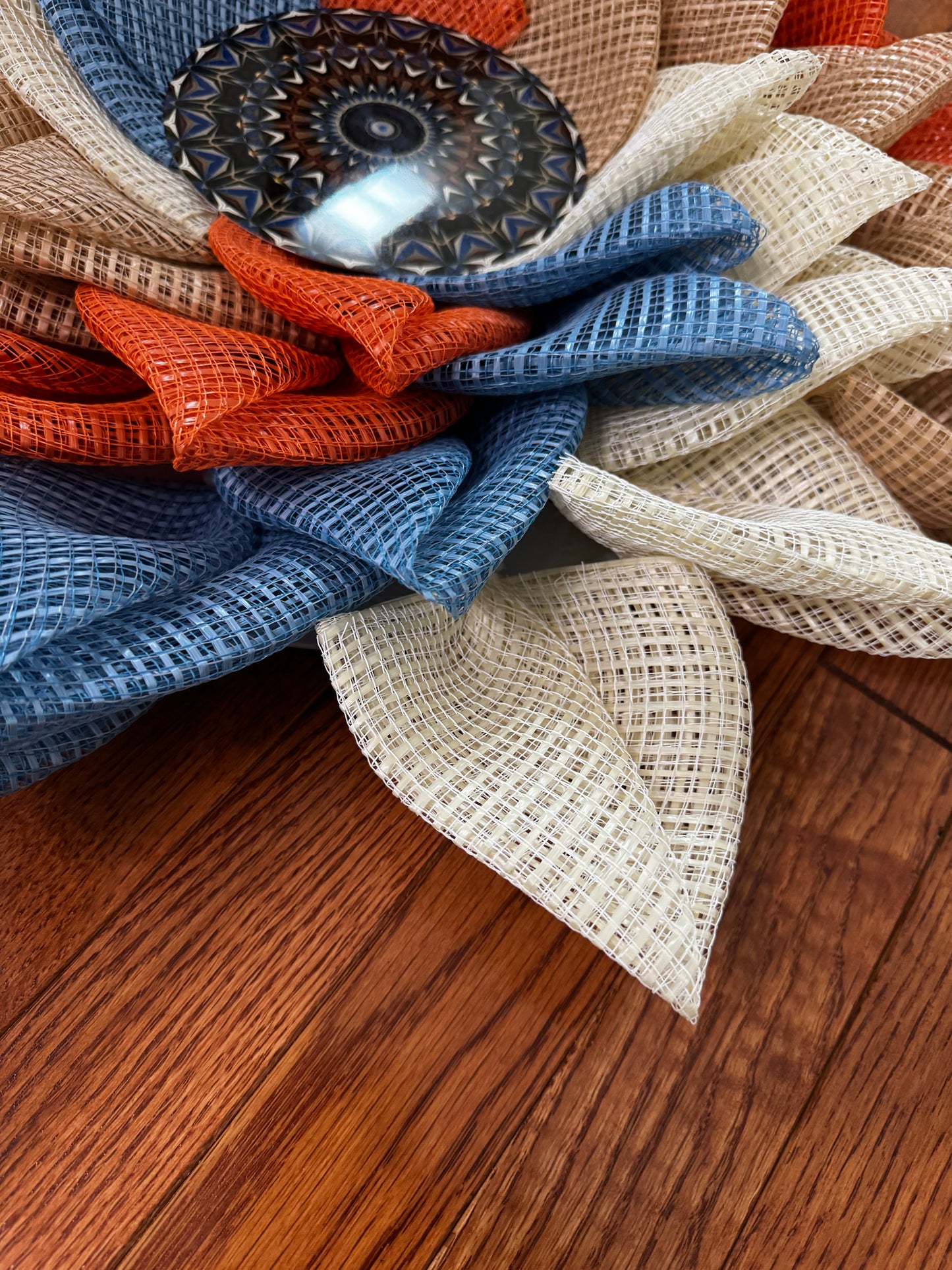 Four Swirl Fall Flower, Autumn wreath, Fall Wreath, Fall Flower wreath, front door wreath, Storm door wreath,