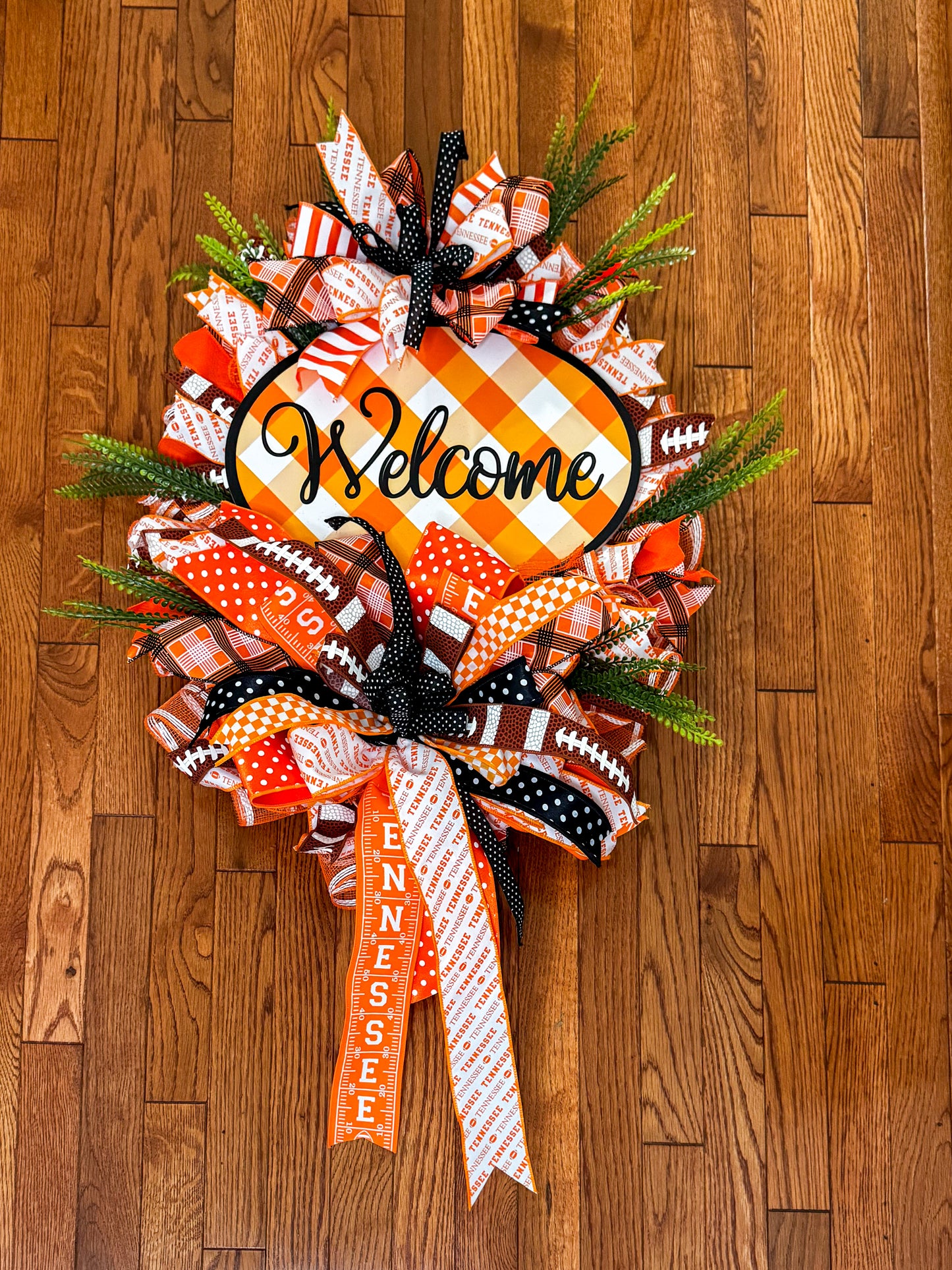 University of Tennessee Wreath, UT Vols Football Wreath, UT Vols Wreath, UT Football Wreath, Round University of Tennessee Wreath, Tennessee Ribbon, Fall Decor, Gift