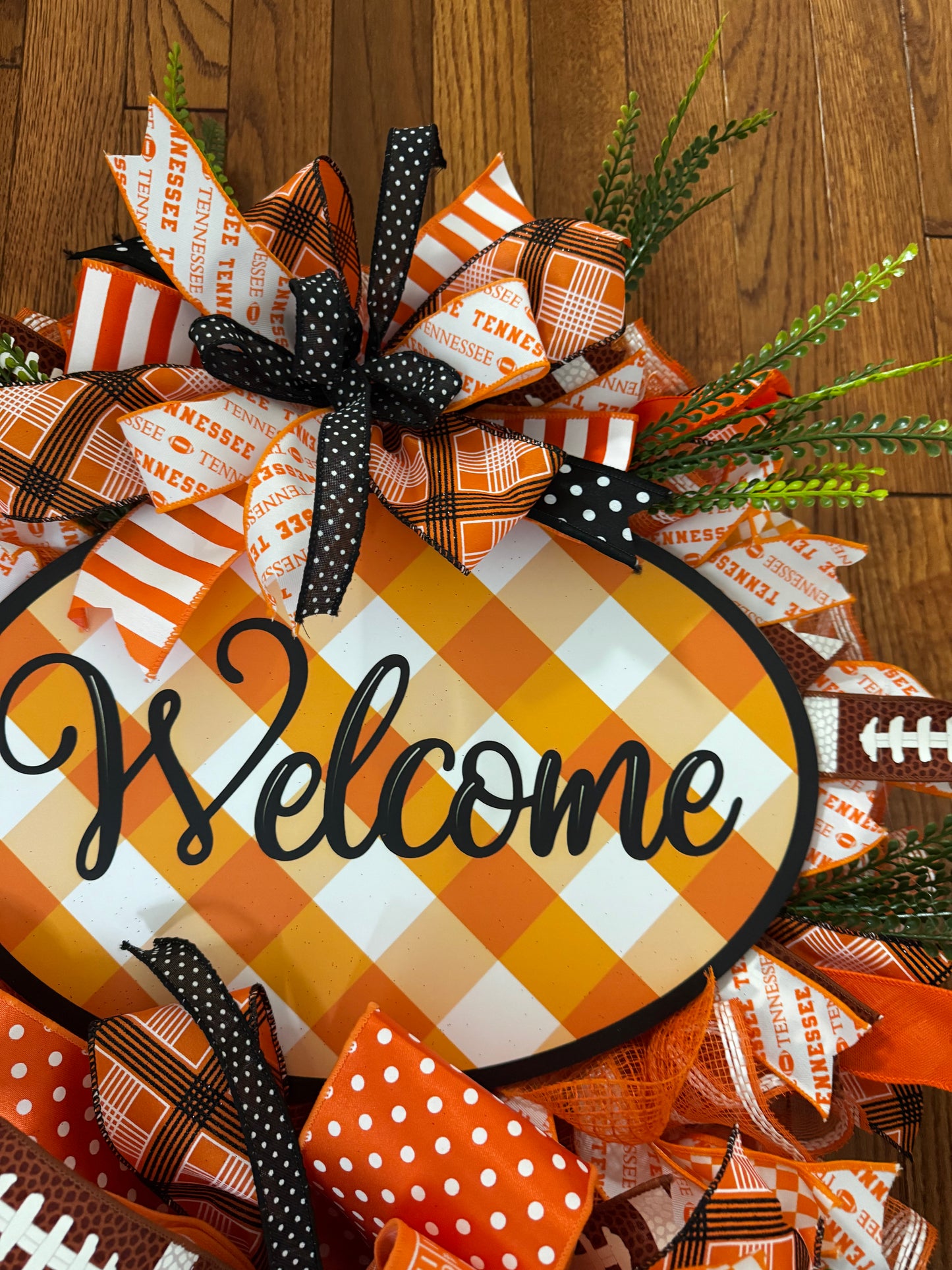 University of Tennessee Wreath, UT Vols Football Wreath, UT Vols Wreath, UT Football Wreath, Round University of Tennessee Wreath, Tennessee Ribbon, Fall Decor, Gift