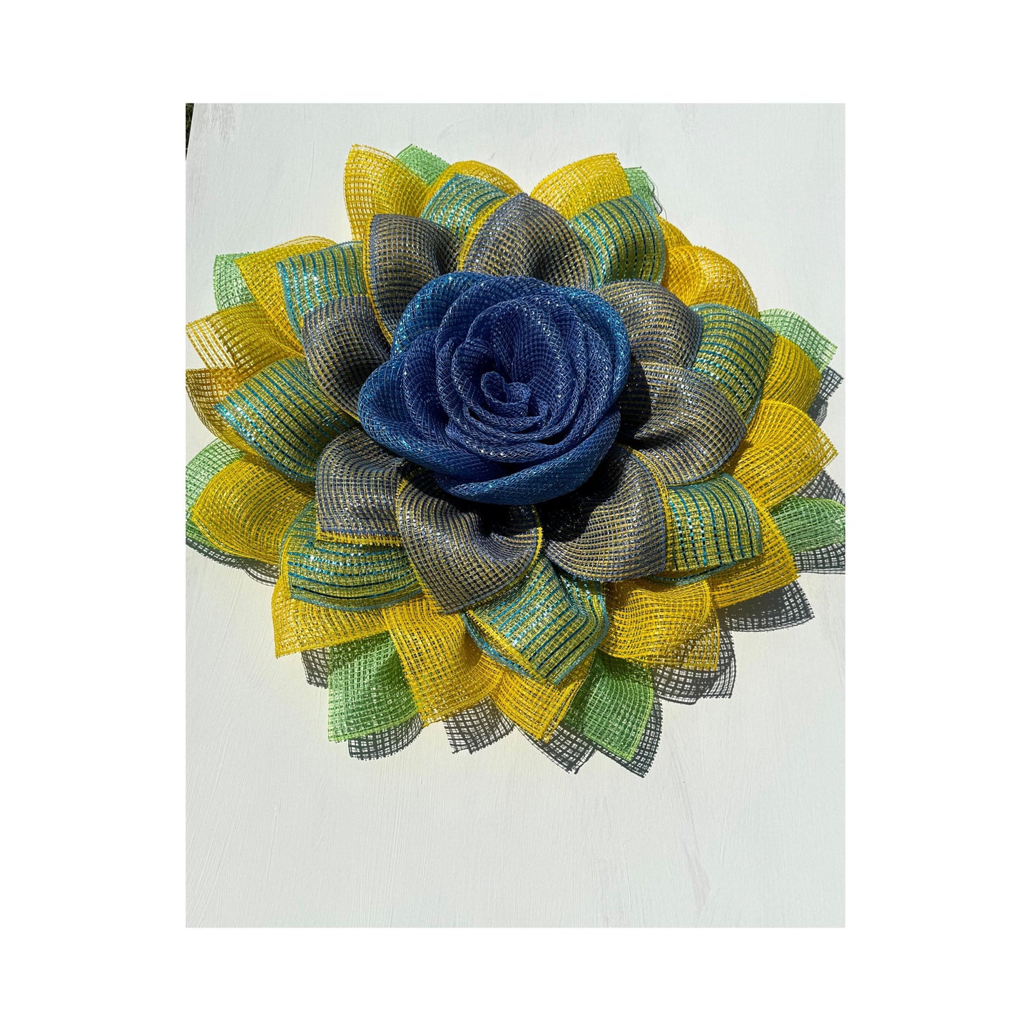 Blue Ombre' Flower Wreath