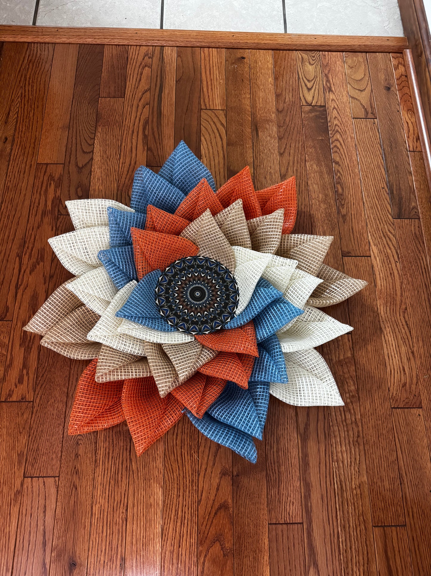 Four Swirl Fall Flower, Autumn wreath, Fall Wreath,  Fall Flower wreath, front door wreath, Storm door wreath,