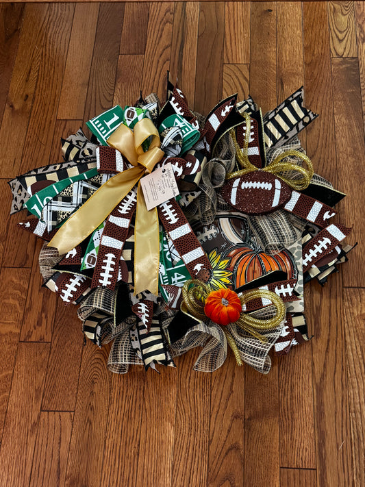 Football wreath, Football themed wreath