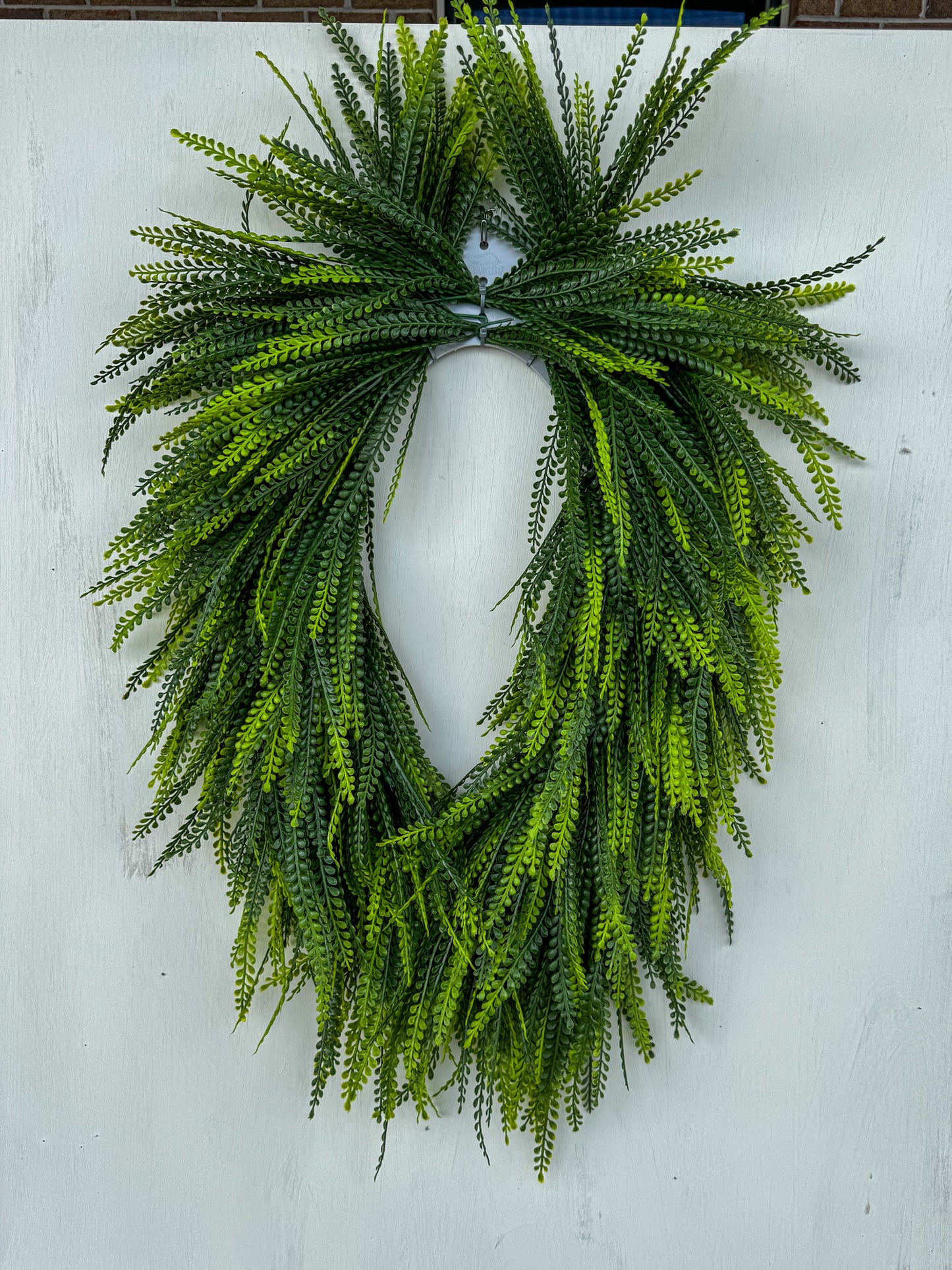 OVAL Beaded Green Wreath – A Year-Round Classic with Seasonal Charm