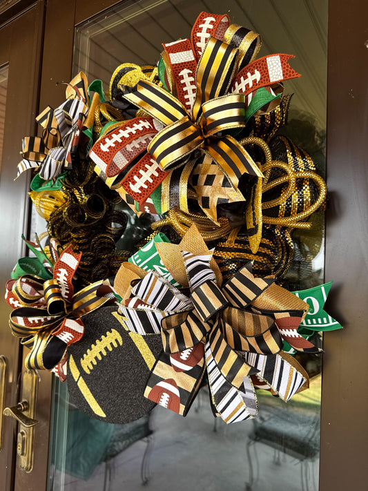 🏈 Dresden Lions Football Wreath – Show Your Team Spirit in Style!
