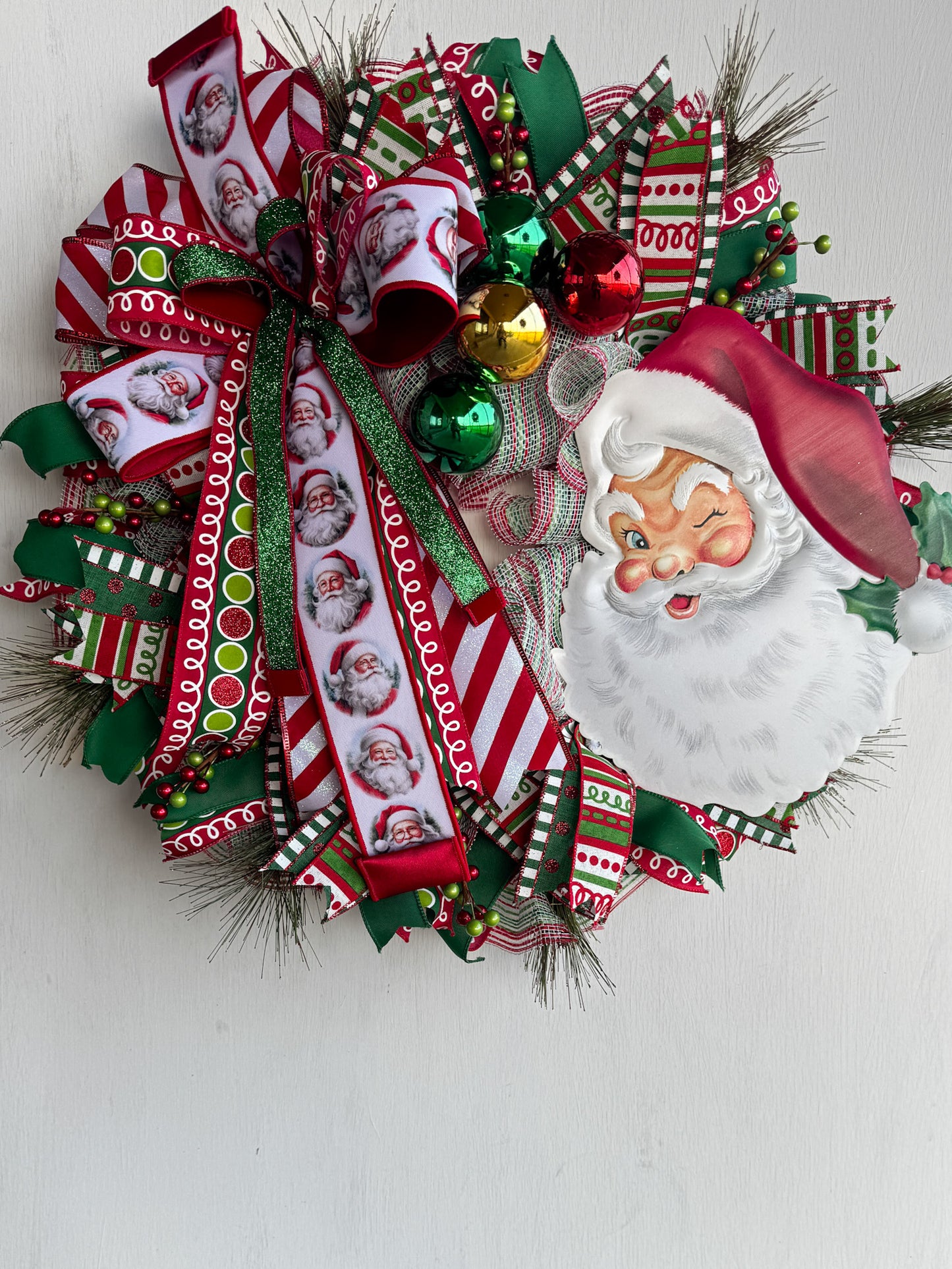 Vintage Santa Christmas Wreath with D’Lux Santa Face Ribbon and Red/Green Farrisilk Ribbon