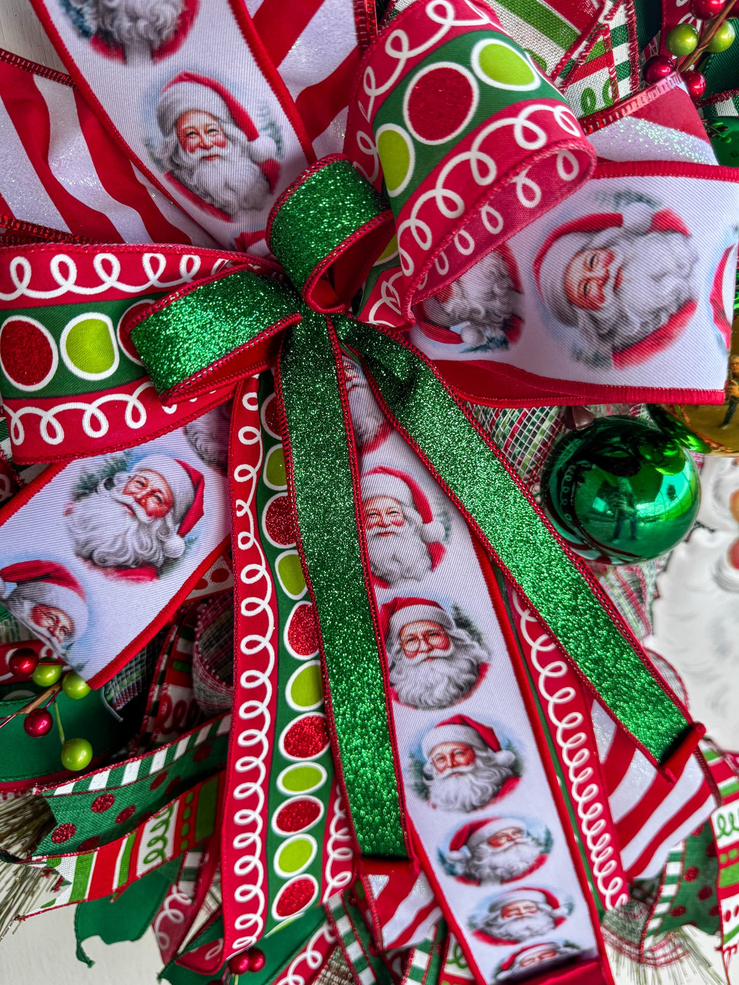Vintage Santa Christmas Wreath with D’Lux Santa Face Ribbon and Red/Green Farrisilk Ribbon