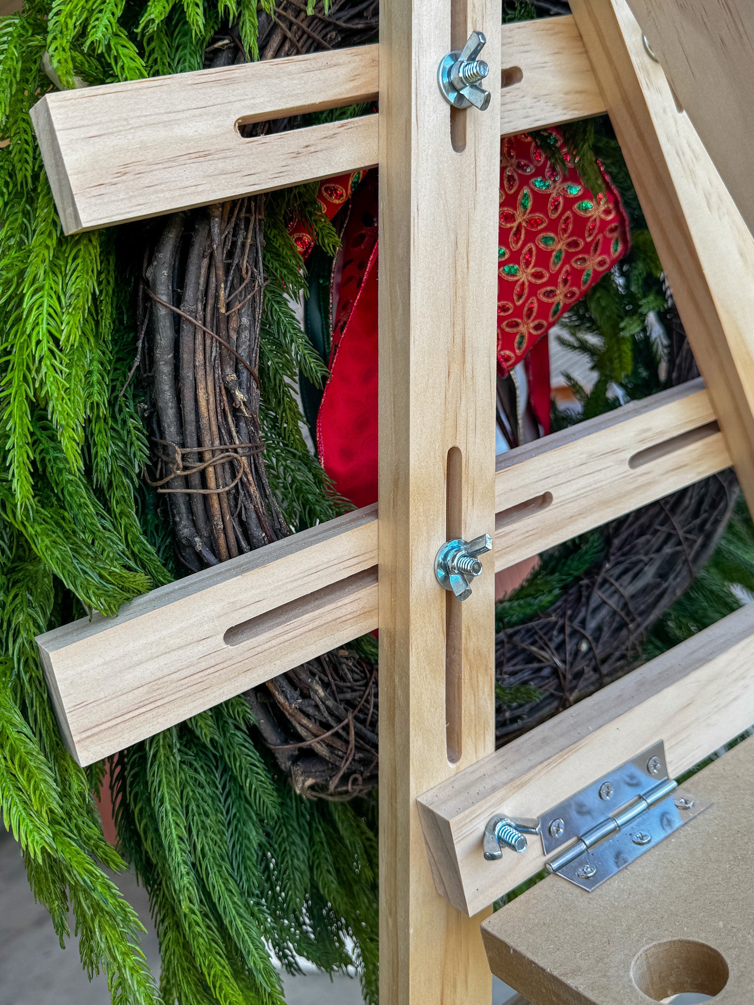 Study Wooden Wreath Frame
