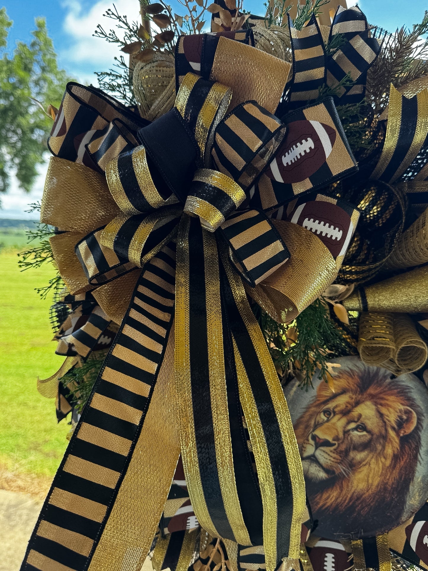 Dresden Lions Football Wreath – Black & Gold Game Day Door Decor